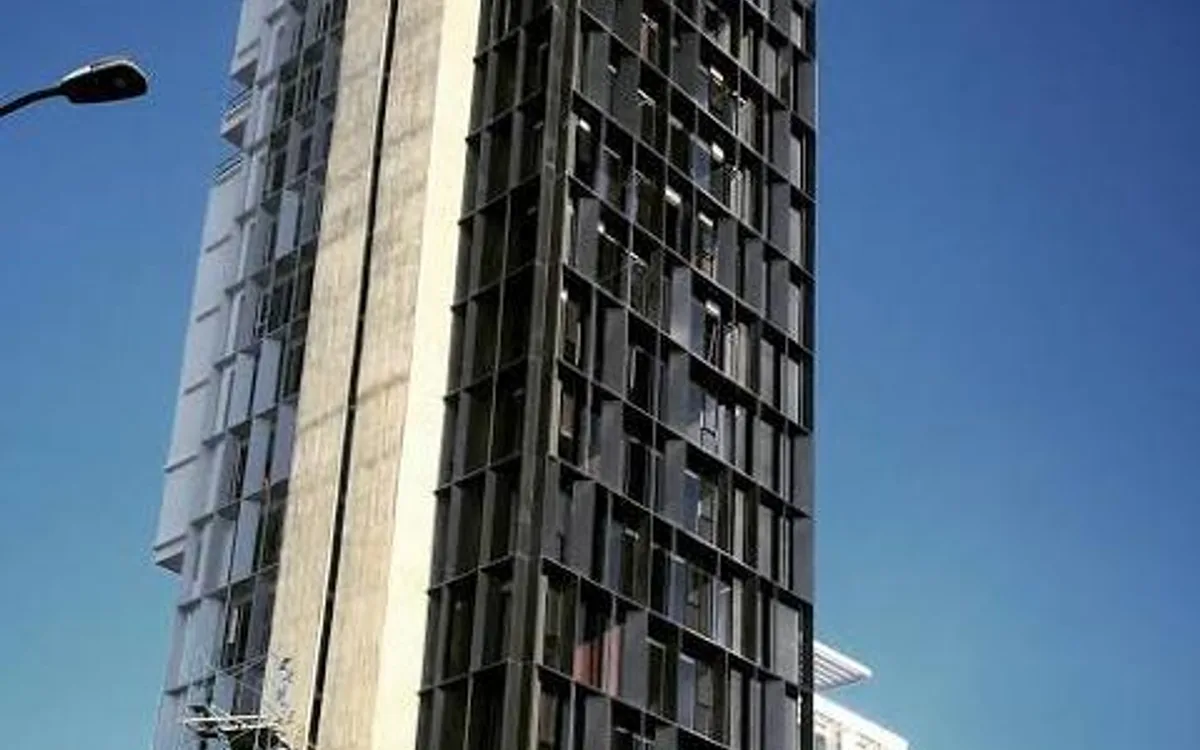 Torres Loreta Vertical House